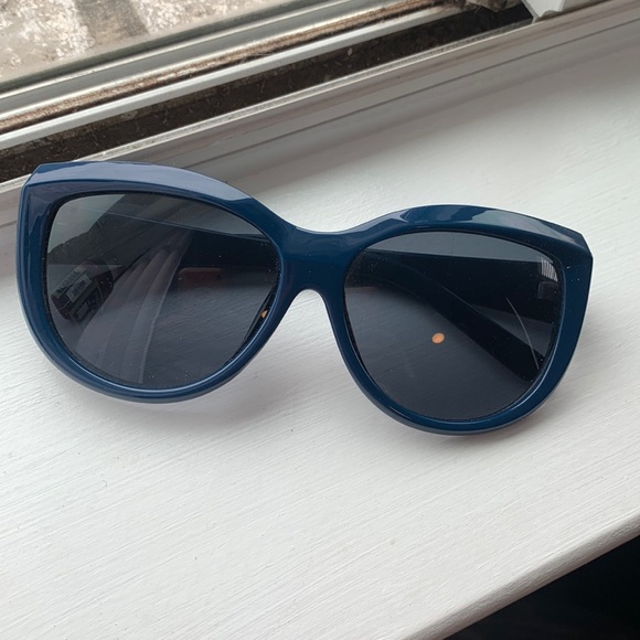 Navy Blue sunglasses - Picture 1 of 4